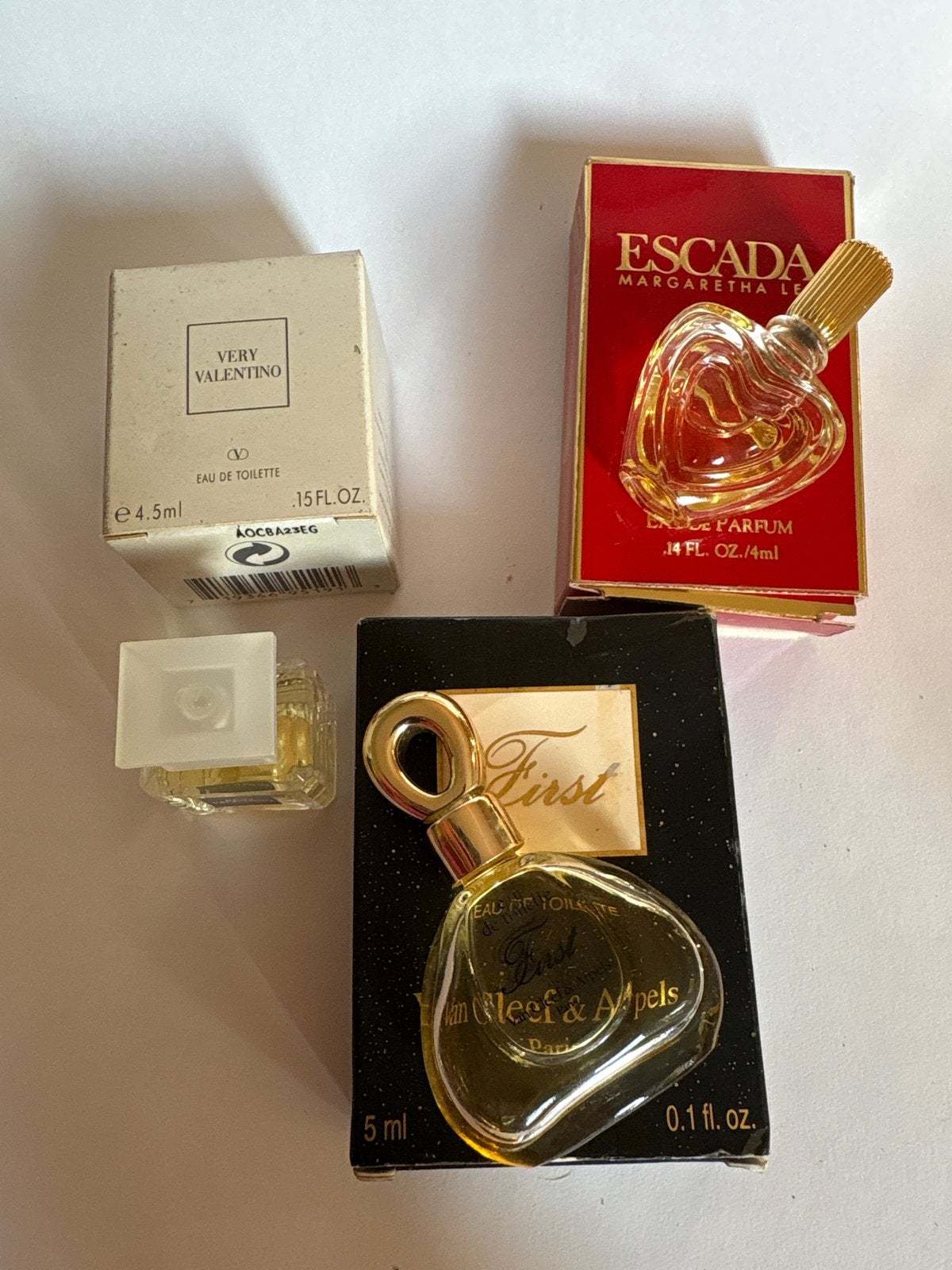 Vintage Miniatuur Parfums: Valentino, Escada, Van Cleef & Ar, Gebruikt, Ophalen of Verzenden