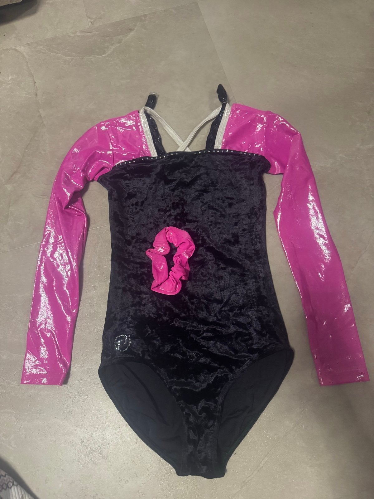 TT Turnpakje maat 164 + scrunchie, Ophalen of Verzenden, Zo goed als nieuw