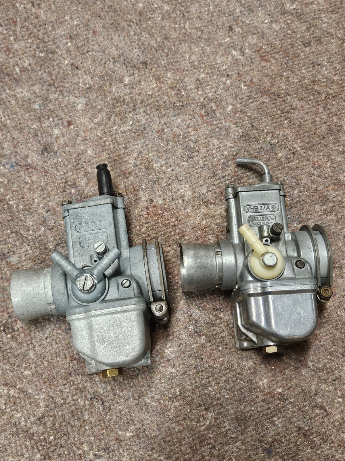 Dell'Orto VHB carburateurs met kelk - VHB 27 A & VHB 29 A, Ophalen of Verzenden, Gebruikt
