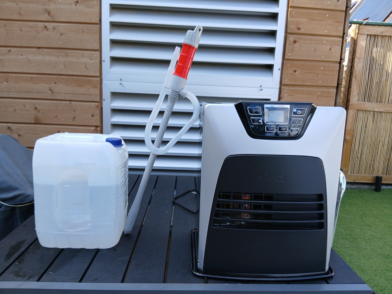 Zibro Kamin petroleumkachel met jerrycan en pomp, Ophalen, 30 tot 80 cm, Kachel, Minder dan 60 cm