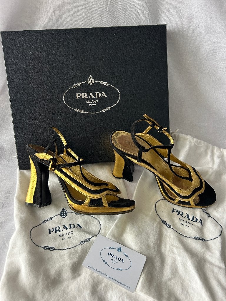 Vintage PRADA feestelijke schoenen maat 36, Kleding | Dames, Prada, Zwart, Ophalen of Verzenden, Schoenen met hoge hakken