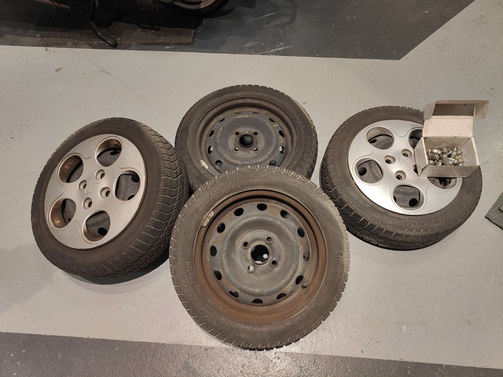 Gratis Winterbanden 165/60 R14, Ophalen, Gebruikt