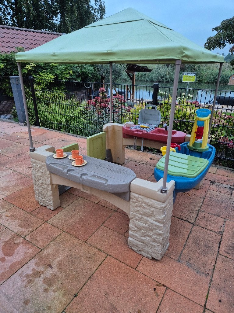 Step2 All Around Playtime Patio with Canopy, Ophalen, Zo goed als nieuw