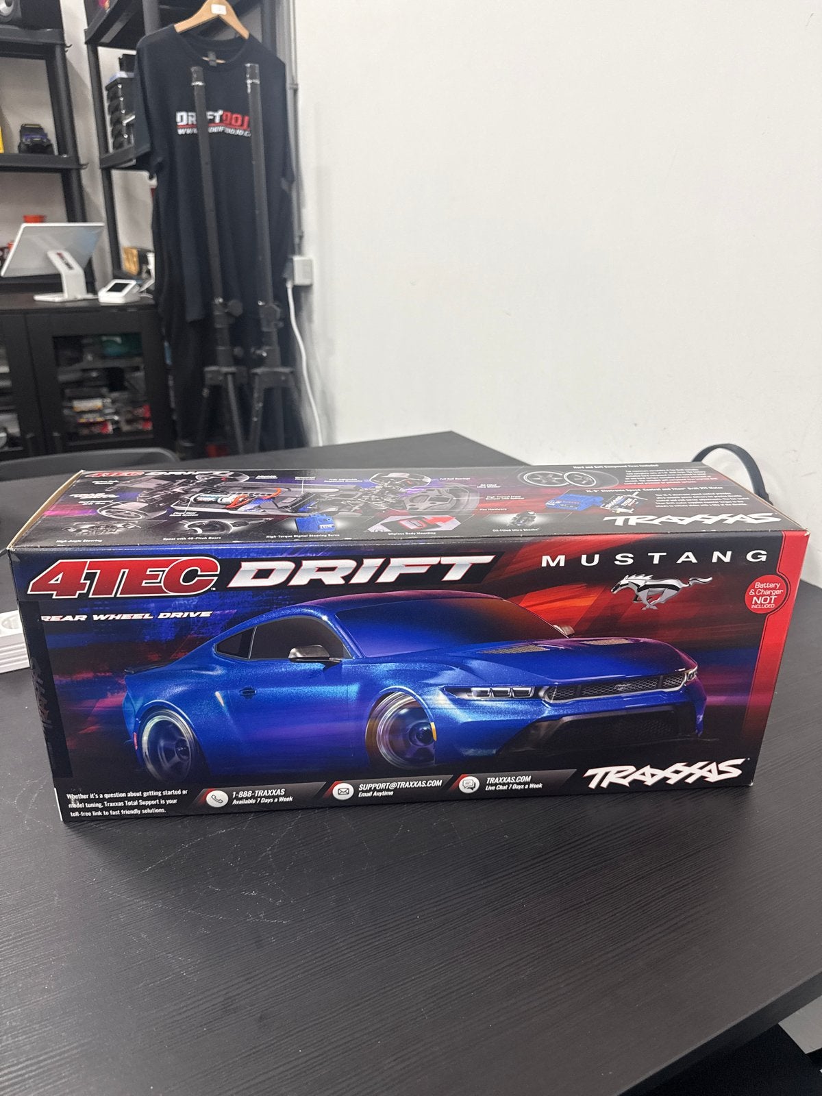 Green Traxxas 4-Tec Drift Mustang RC Auto (Nieuw in doos), Overige merken, Auto, 1:32 tot 1:50, Nieuw