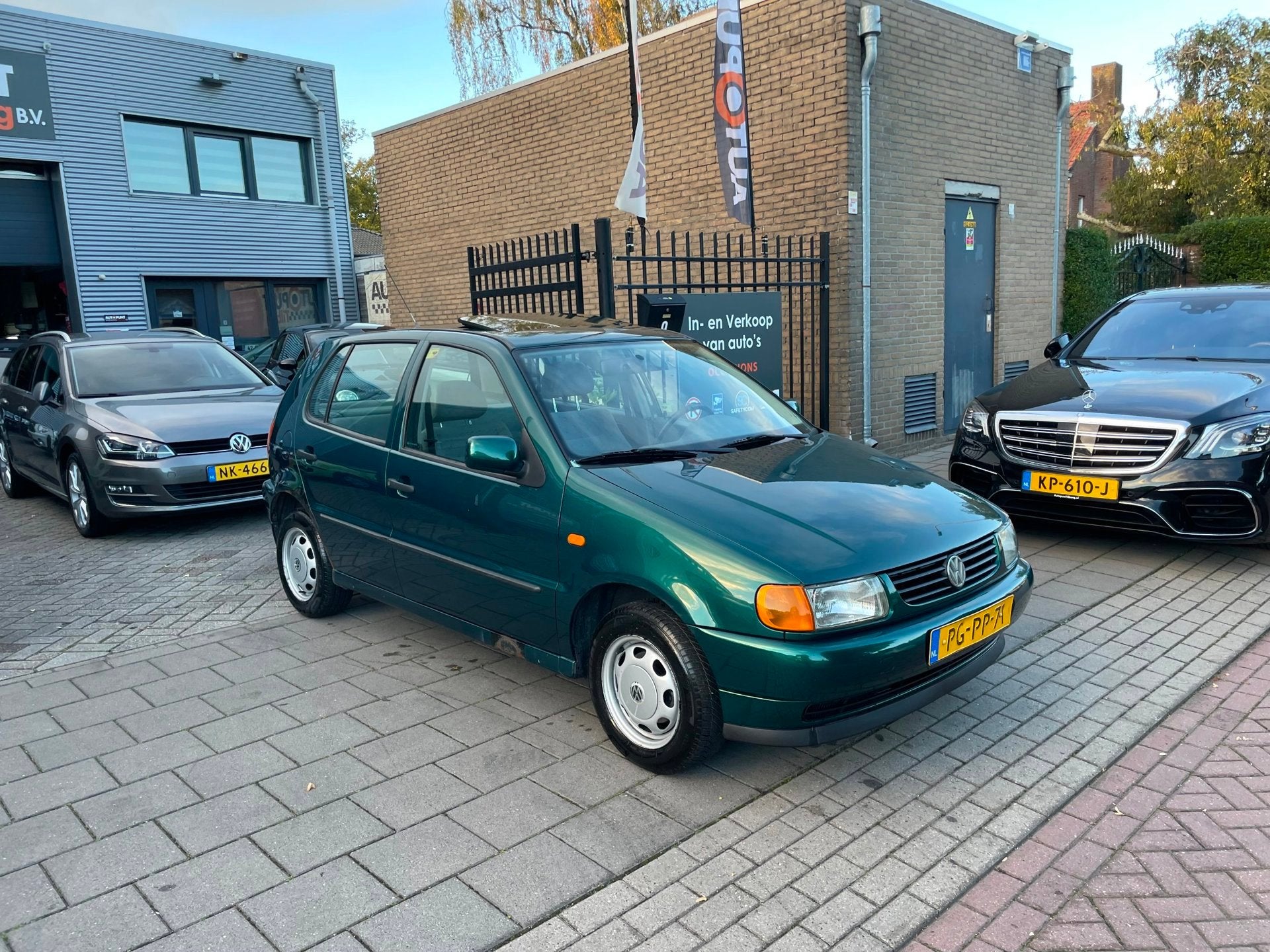 Volkswagen Polo 1.6 Automaat Stuurbekrachtiging Schuifdak NA, Auto's, 450 kg, 4 cilinders, Origineel Nederlands, Bedrijf