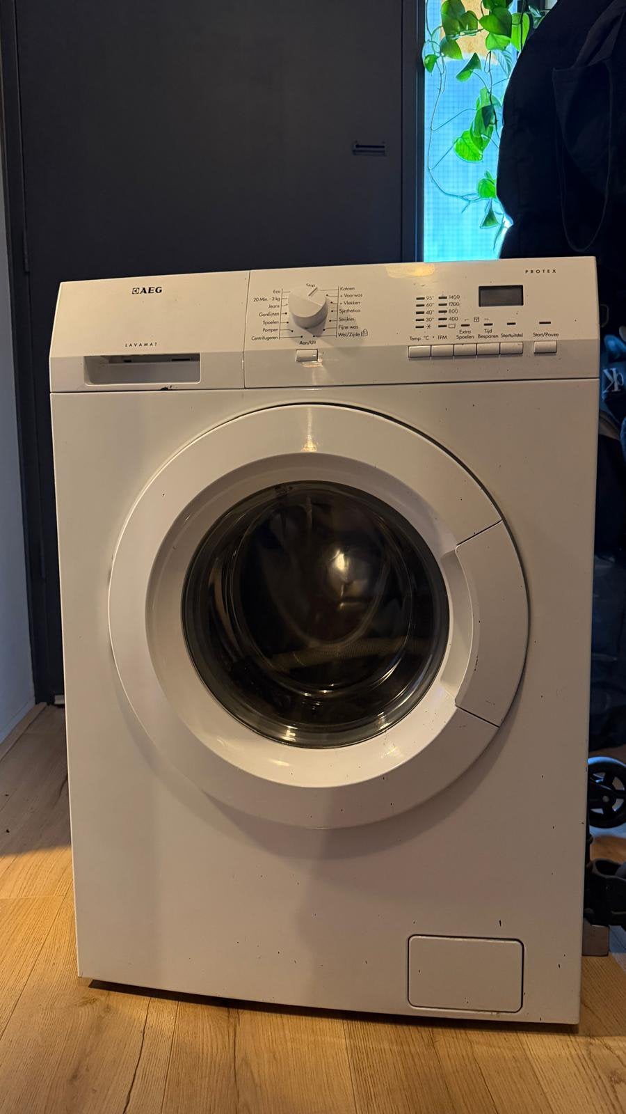 AEG lavamat wasmachine 7 kg, Witgoed en Apparatuur, Wasmachines, Ophalen, Zo goed als nieuw, 1600 toeren of meer, 85 tot 90 cm