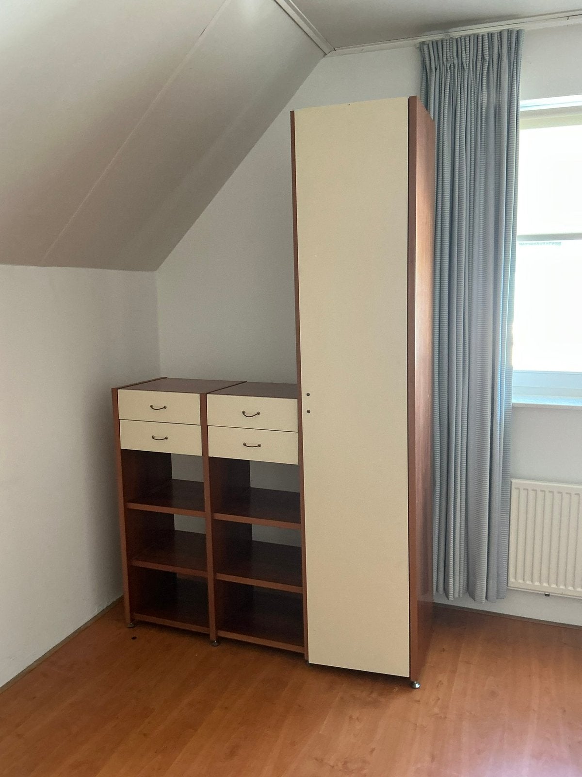 Kast met planken en een deur, Ophalen, Zo goed als nieuw, 25 tot 50 cm, 50 tot 100 cm