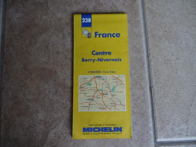 michelin wegenkaart Centre, Berry, Nivernais, Allier, Yonne, Gelezen, Frankrijk, Ophalen of Verzenden, Landkaart