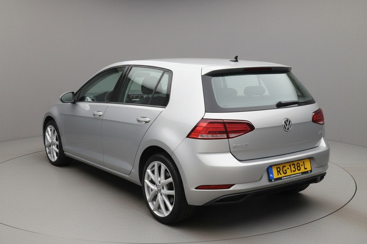Volkswagen Golf Airco|Cruise|Carplay|Navi|NAP, Voorwielaandrijving, Gebruikt, Origineel Nederlands, Bedrijf
