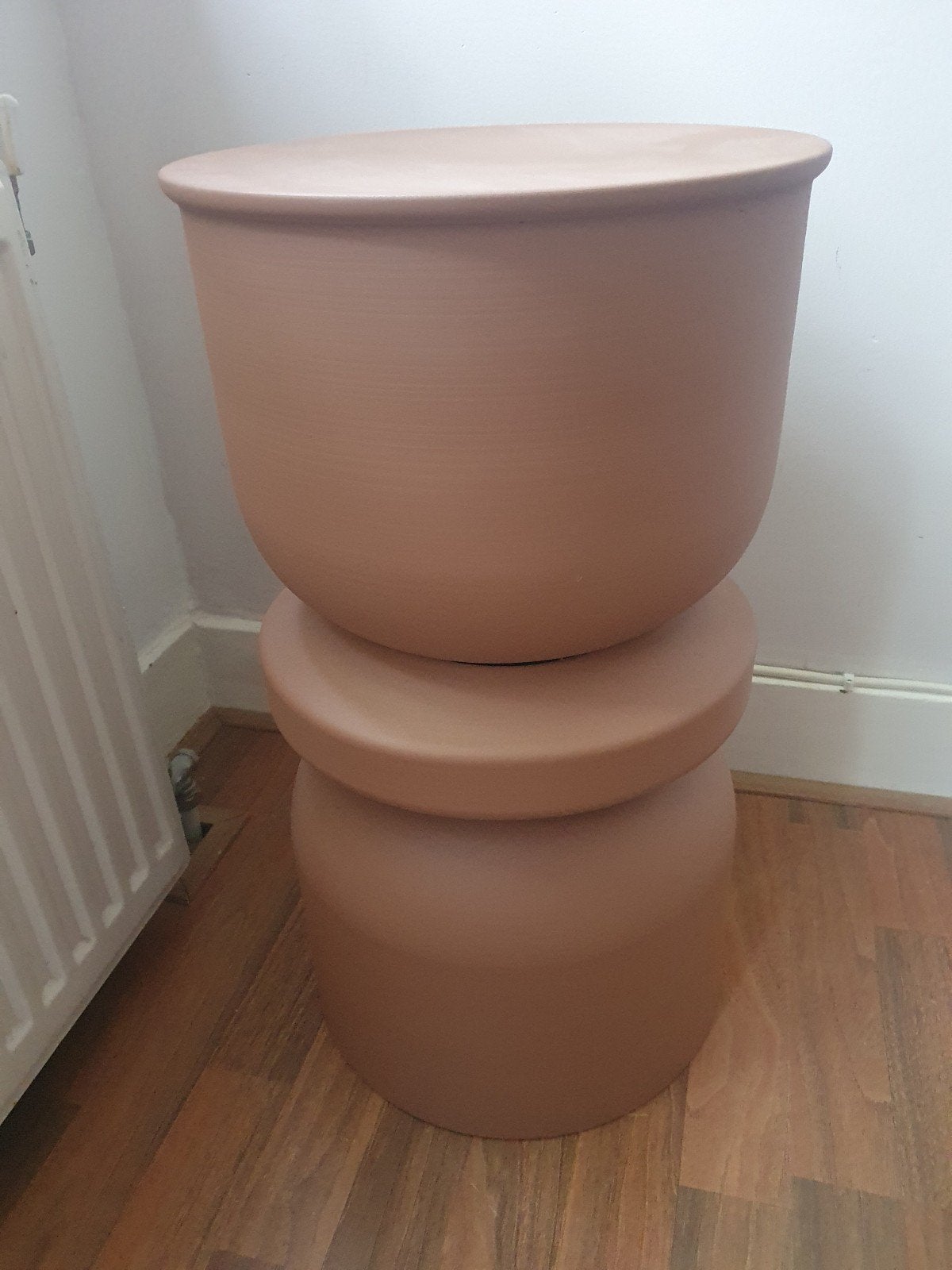 Nieuwe bijzettafel " Barcelona"  van Leen Bakker, 55cm hoog, Huis en Inrichting, Tafels | Bijzettafels, 45 tot 60 cm, Minder dan 55 cm