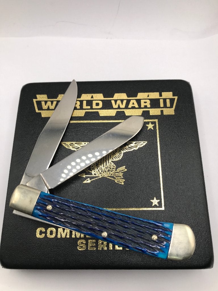 Rare Boker Commemorative Series WWII Trapper numbered blue, Ophalen of Verzenden, Zo goed als nieuw