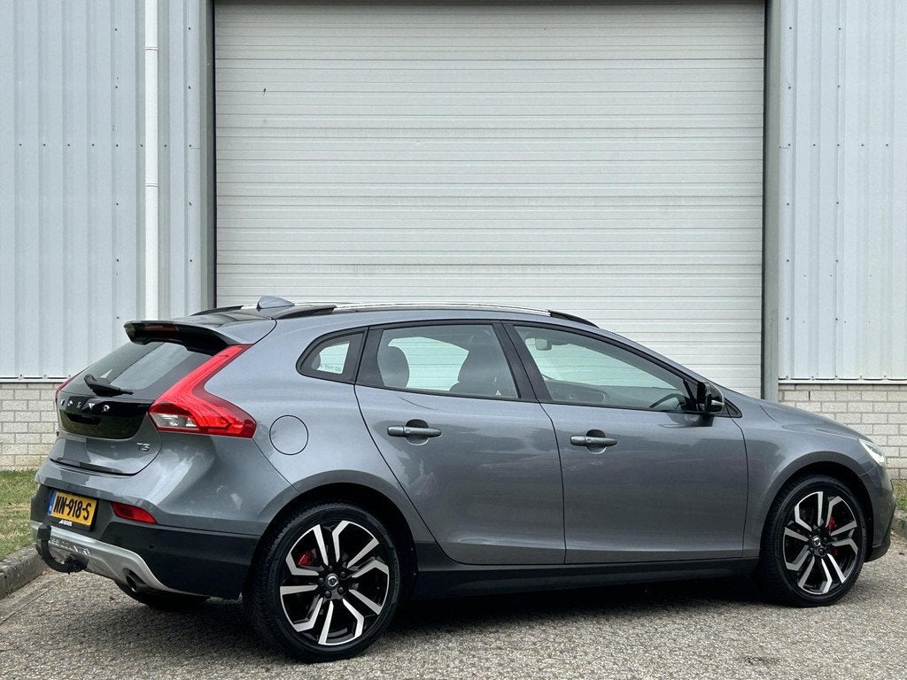 Volvo V40 Cross Country 2.0 T3 Summum / Trekhaak / Achteruit, Auto's, Volvo, Voorwielaandrijving, Gebruikt, Euro 6, 4 cilinders