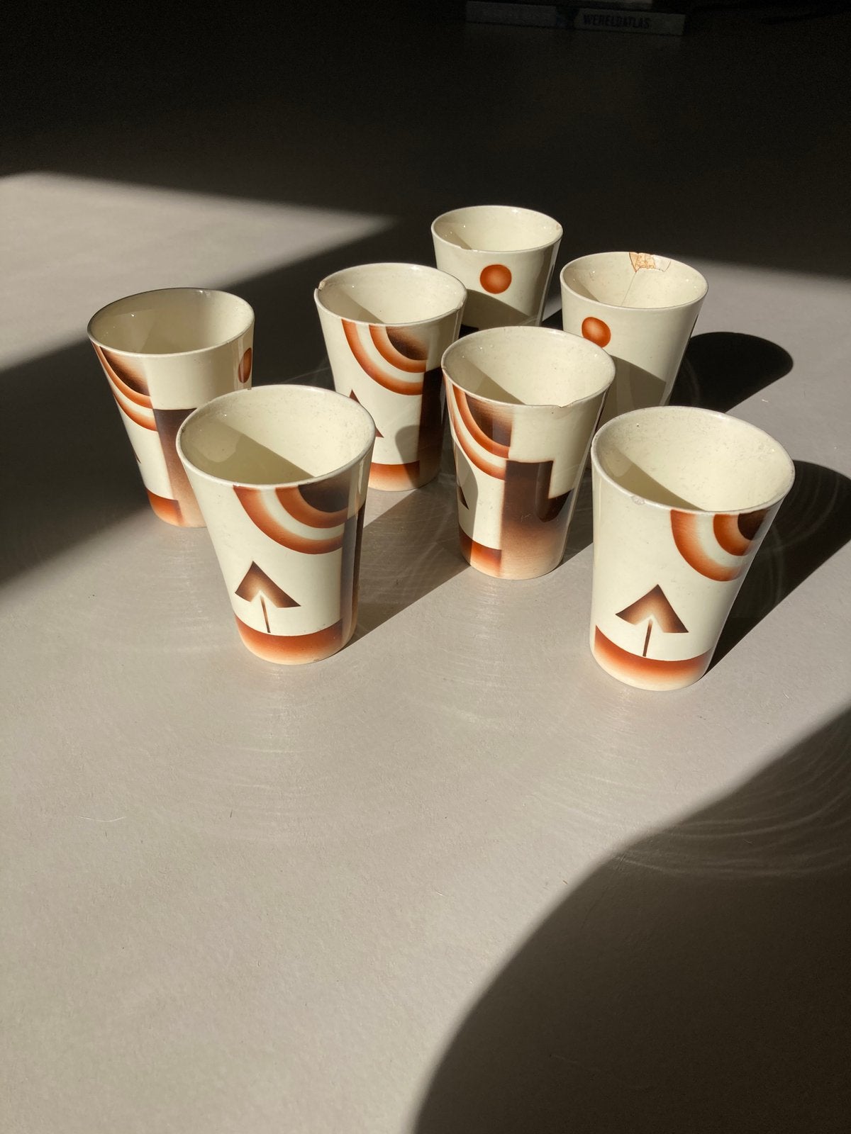 7x Art Deco melkbekers, Ophalen