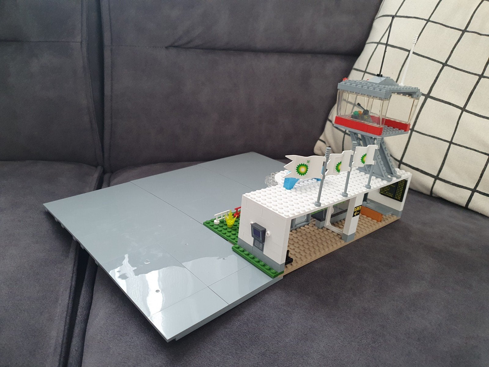 Lego Vliegveld met verkeerstoren, Ophalen of Verzenden, Zo goed als nieuw, Overige merken