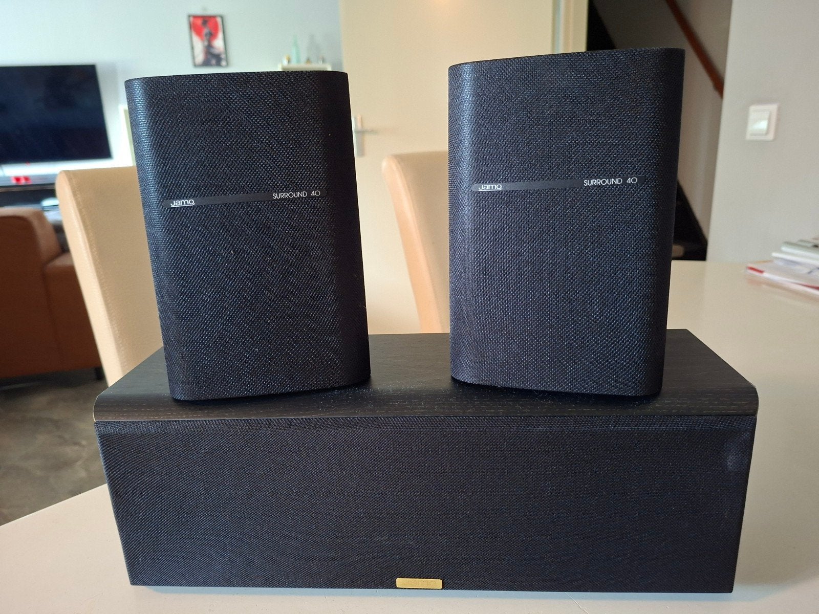 Jamo Surround 40 & Center 40 Speakerset, Speakerset, Ophalen of Verzenden, Zo goed als nieuw, Geschikt voor surround/home cinema