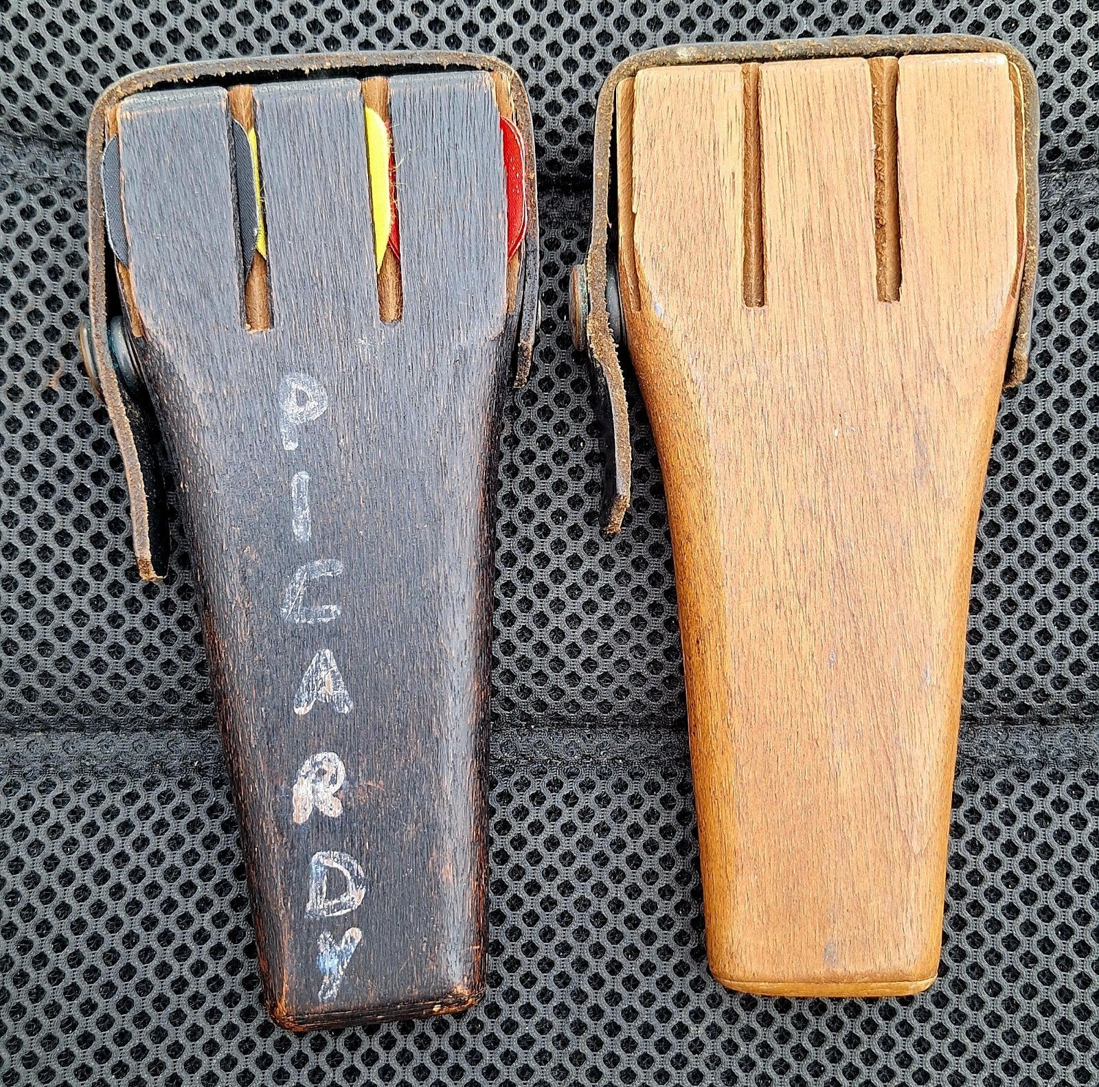 Vintage houten dartpijlenhouders (2 stuks), Ophalen of Verzenden, Gebruikt, Pijlen