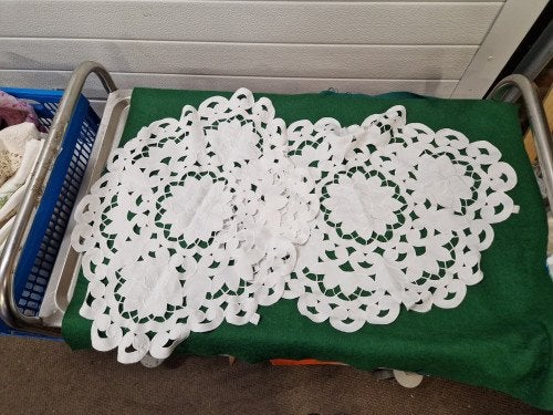 tafelkleed open bloem ovaal, Ophalen of Verzenden, 'T Olde Gre-j, Info@toldegrej.nl, Endepoelstraat 20f Didam