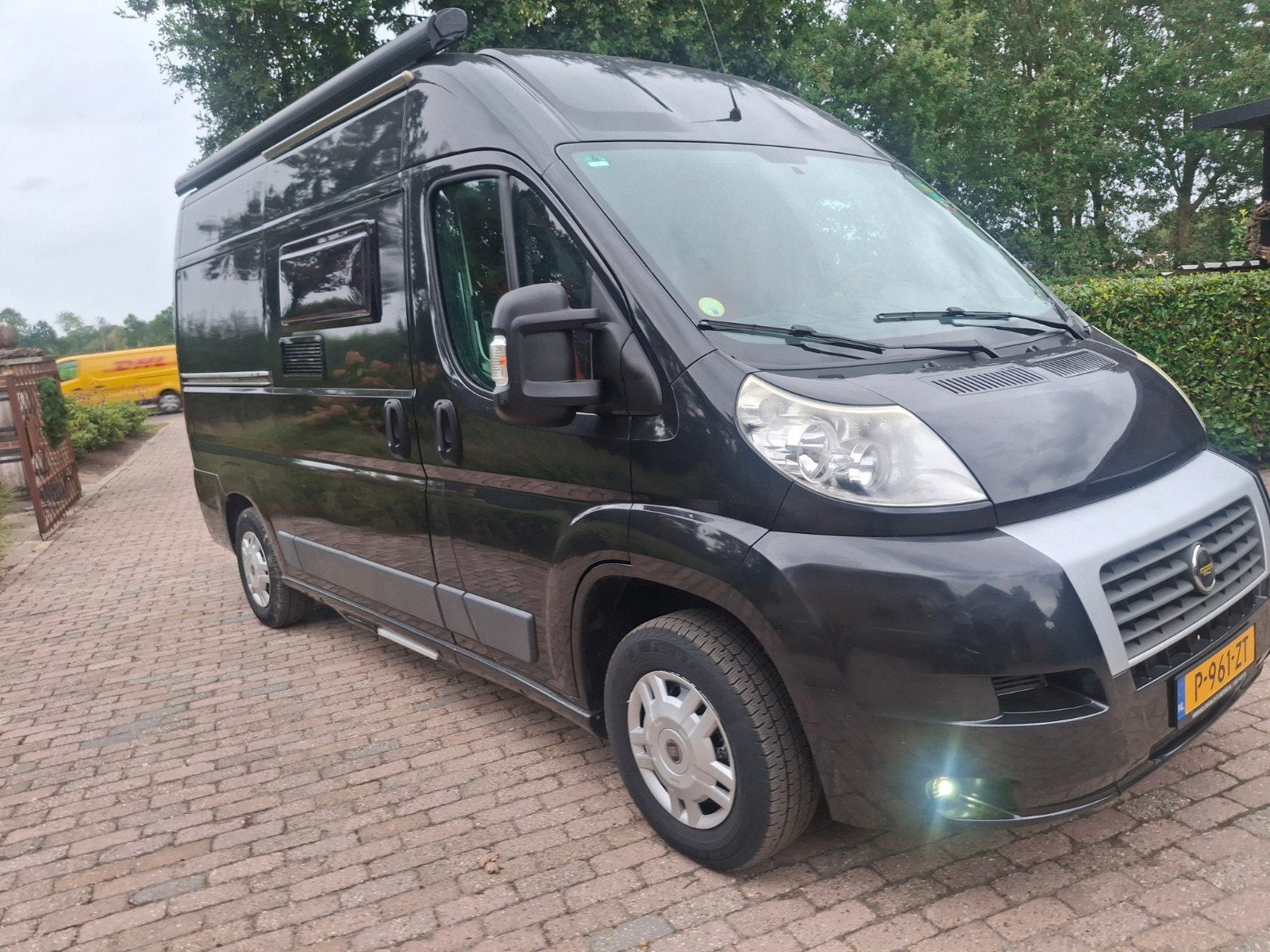 "Karmann Mobil Davis 540 2.3D 96KW 2013 Zwart", Buscamper of Camperbus, Bedrijf, Diesel