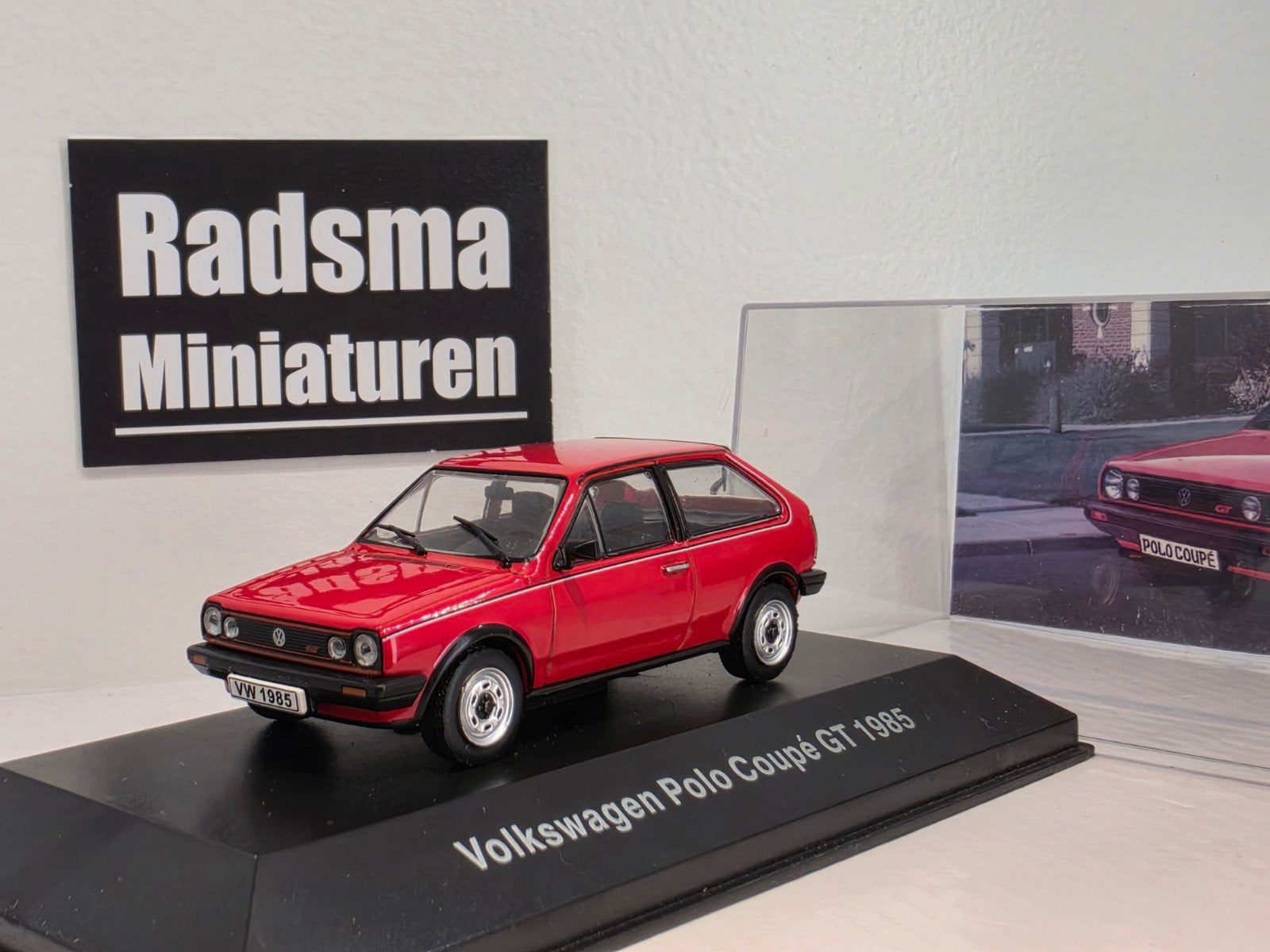 Volkswagen polo Coupe GT 1985 - Rood - 1:43 Ixo/Altaya, Hobby en Vrije tijd, Modelauto's | 1:43, Overige merken, Auto, Ophalen of Verzenden