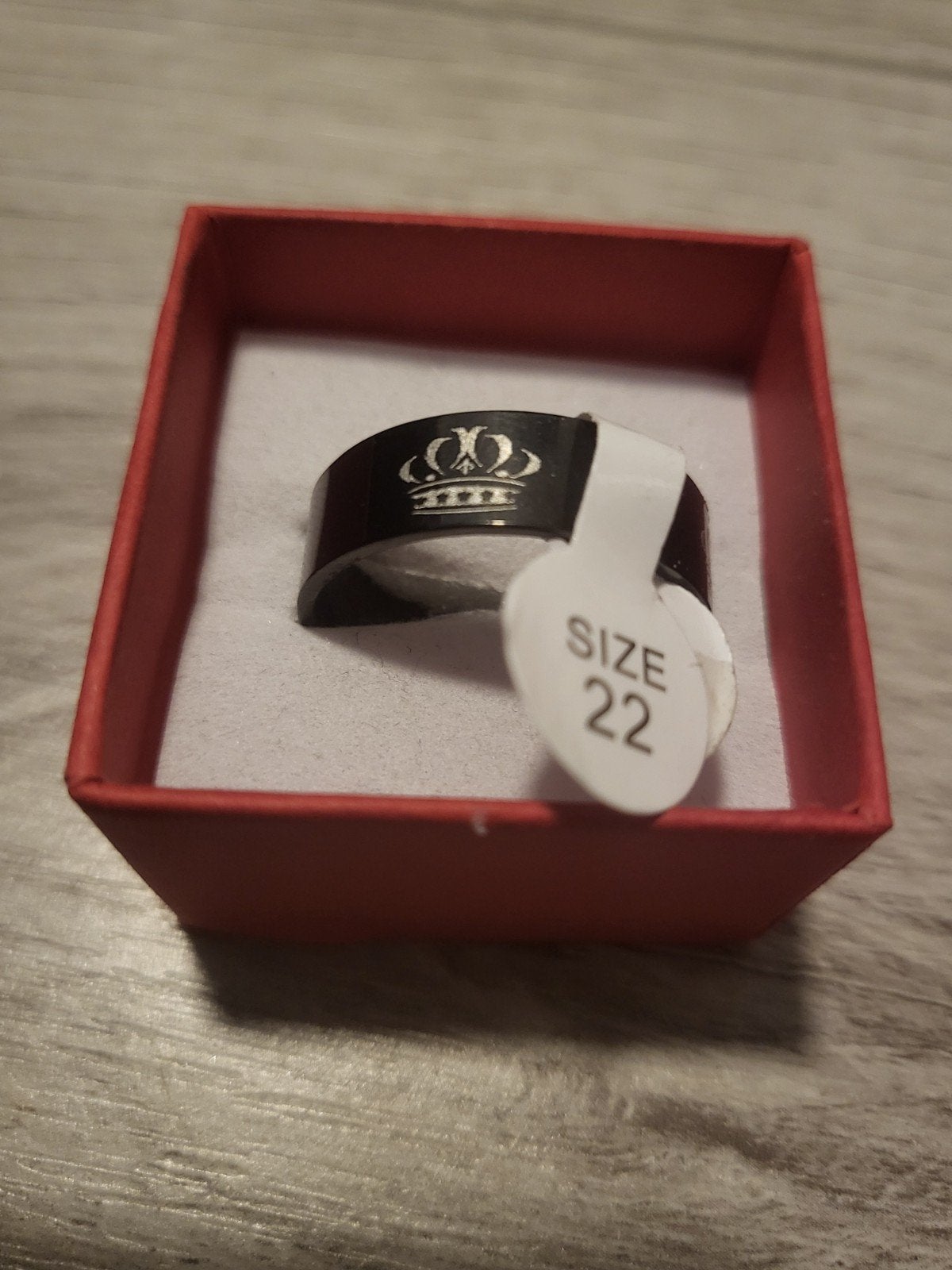 Nieuwe zwarte ring met kroon - Maat 22, Sieraden, Tassen en Uiterlijk, Ringen, 20 of groter, IJzer of Staal, Zwart, Nieuw