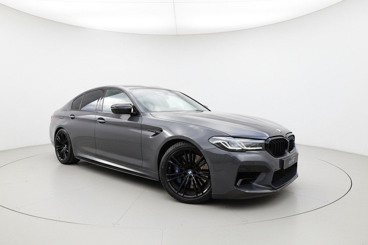 BMW 5-serie M5 Competition LASER SCHUIFDAK B&W HUD 360, Auto's, BMW, Automaat, Dealer onderhouden, Gebruikt, 2000 kg