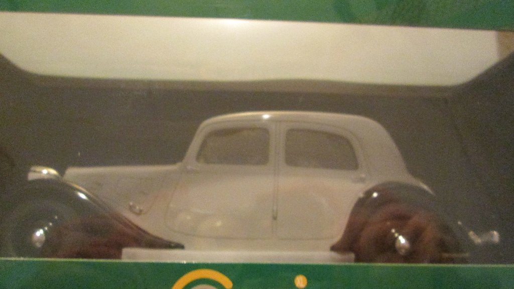 Citroën Traction Avant 7CV Grijs/Zwart 1935 Cult Models 1:18, Ophalen of Verzenden, Nieuw, Auto, Overige merken