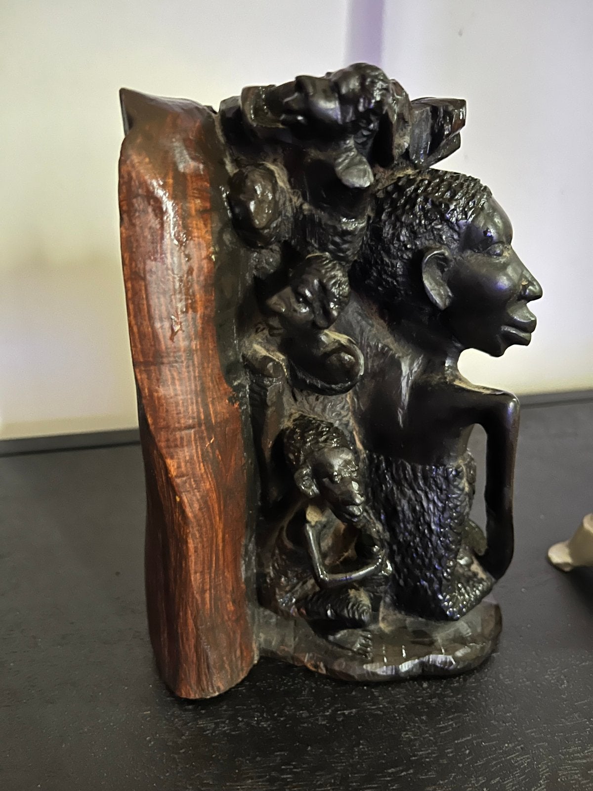 Vintage Afrikaans Houtsnijwerk - Familiebeeld, Antiek en Kunst, Bruin, Afrika, Ophalen, Hout