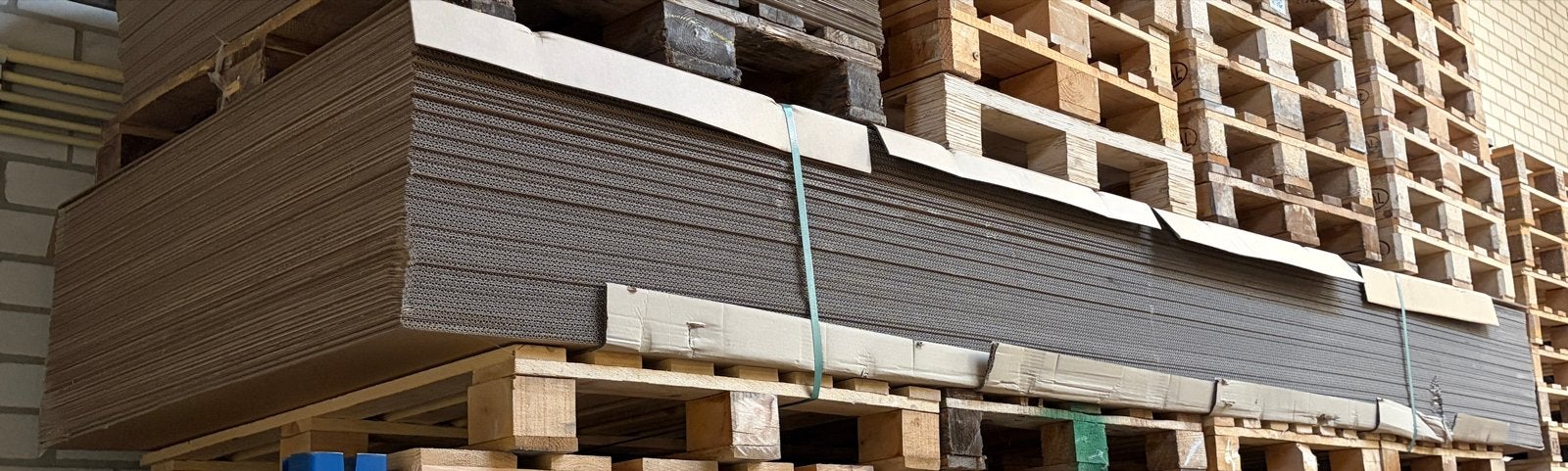 Kartonnen platen bruin, dubbele golf, 1220x3660mm, 60 st., Ophalen, Nieuw, Overige materialen, Minder dan 20 mm