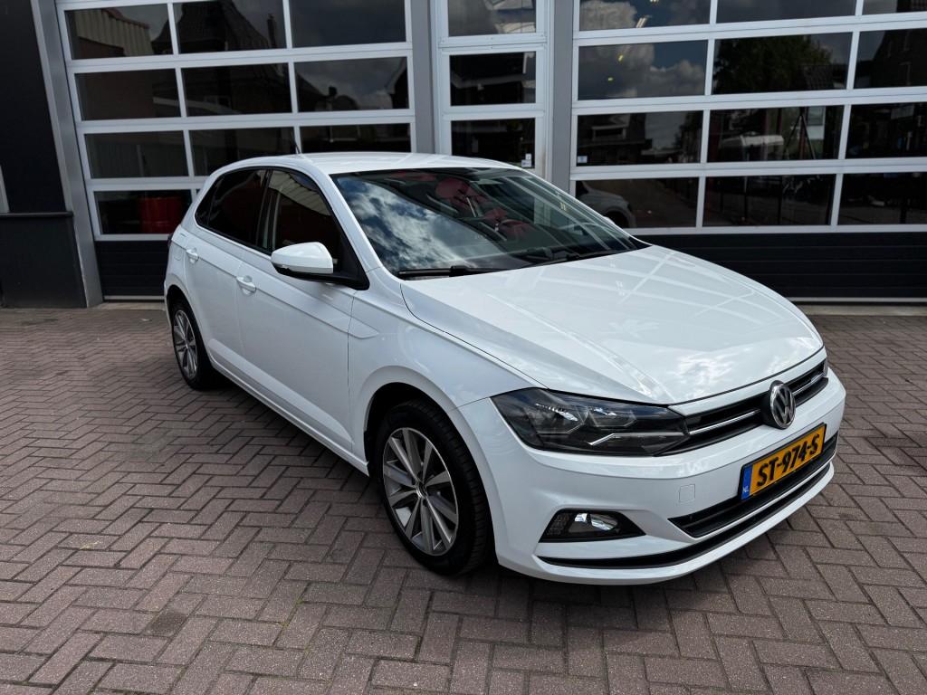Volkswagen POLO 1.0 MPI COMF.L. BUS. / CARPLAY / AIRCO / CRU, 1005 kg, Euro 6, Wit, Origineel Nederlands