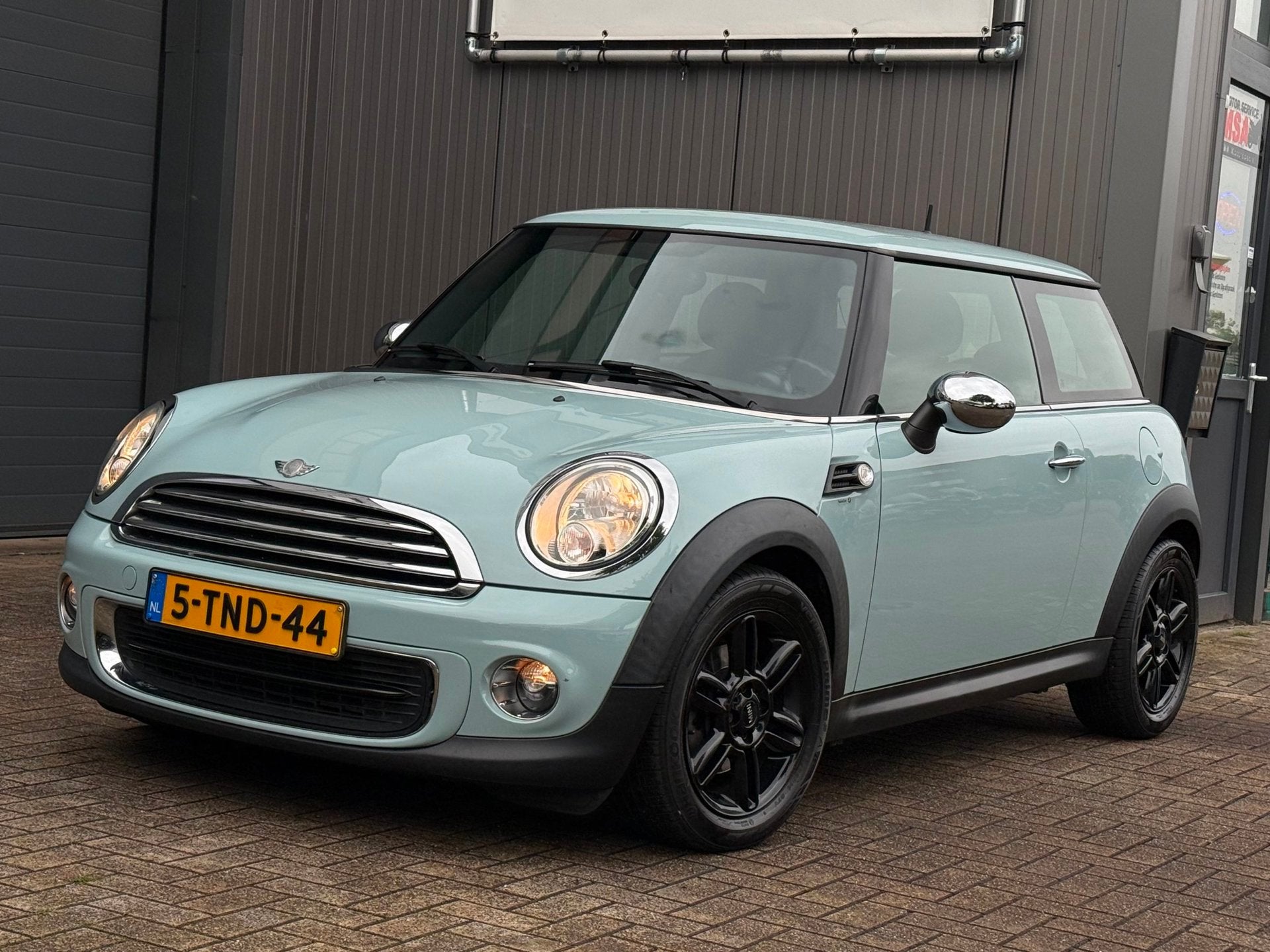 MINI One