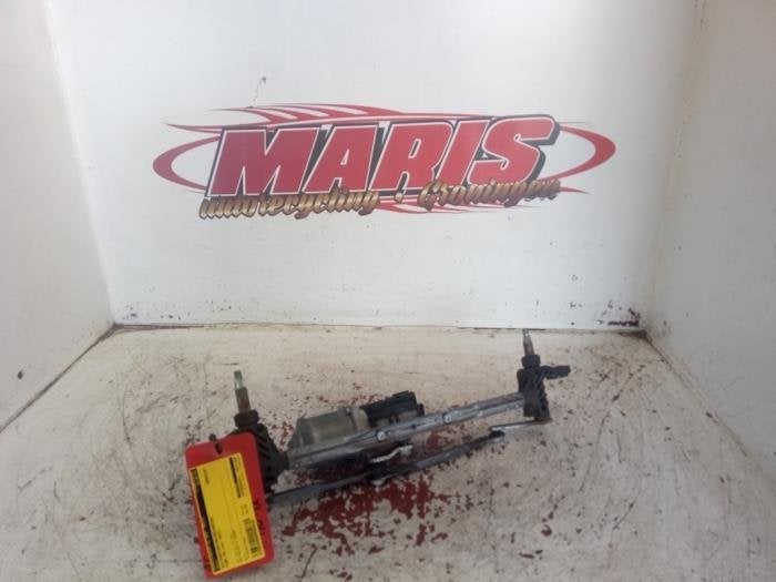 Ruitenwismotor + Mechaniek van een Ford KA, Gebruikt, -, -, Ophalen of Verzenden