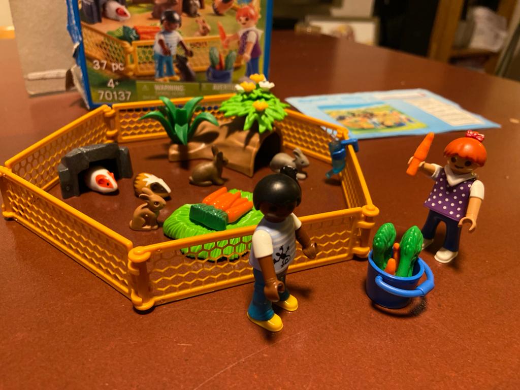 Playmobil Country Konijnenhok met cavia's en konijnen, Kinderen en Baby's, Speelgoed | Playmobil, Ophalen of Verzenden, Zo goed als nieuw
