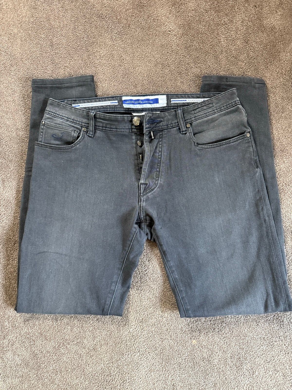 Jacob Cohen Bard Luxe Jeans, donkergrijs maat 34, Kleding | Heren, Ophalen of Verzenden, Zo goed als nieuw, Grijs, Overige jeansmaten