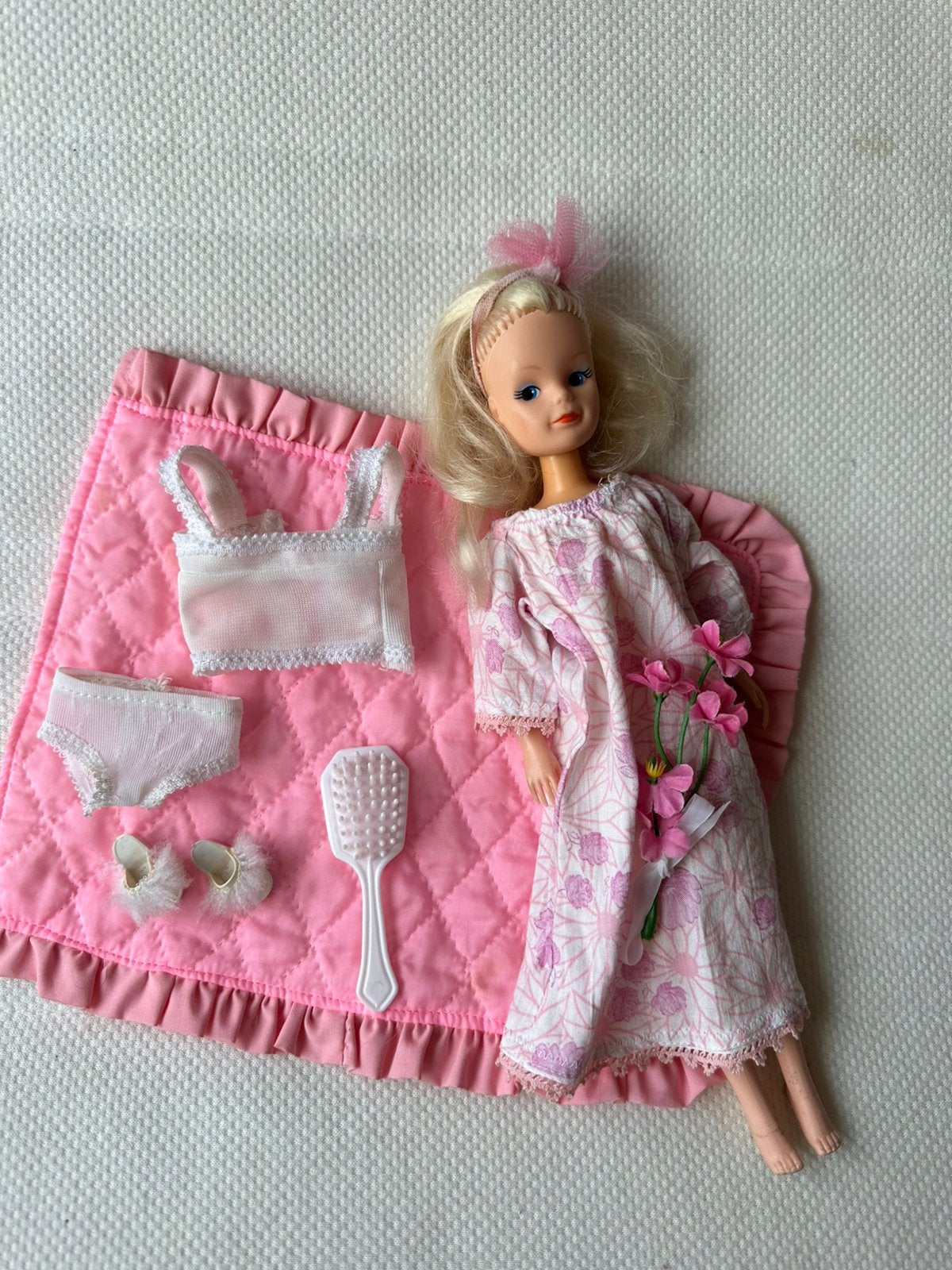 Sindy -barbie -pedigree, Ophalen of Verzenden, Gebruikt, Kleertjes