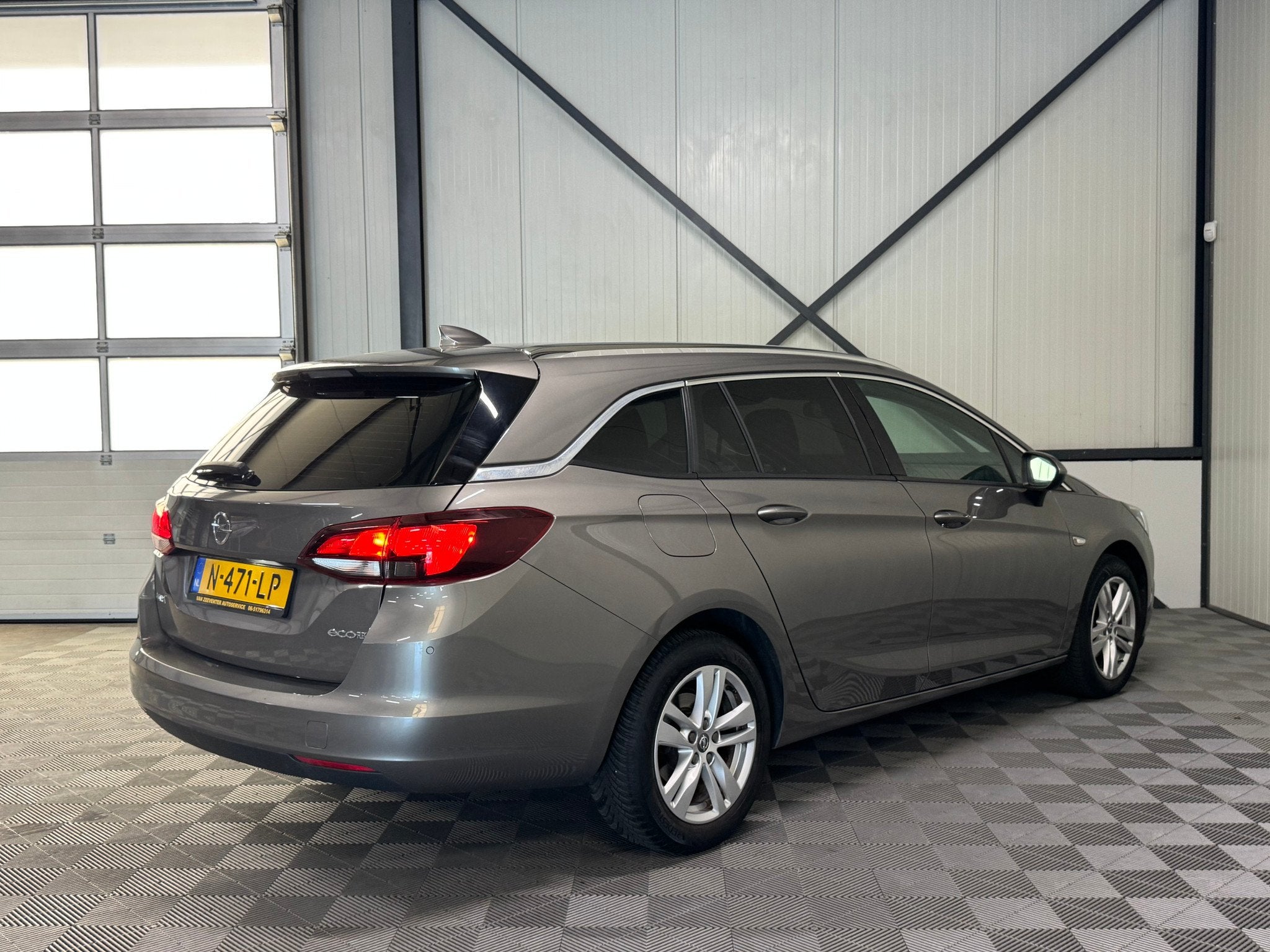 Opel Astra Sports Tourer 1.6 CDTI 81kw | Innovation | Leer |, Voorwielaandrijving, Gebruikt, Euro 6, 4 cilinders