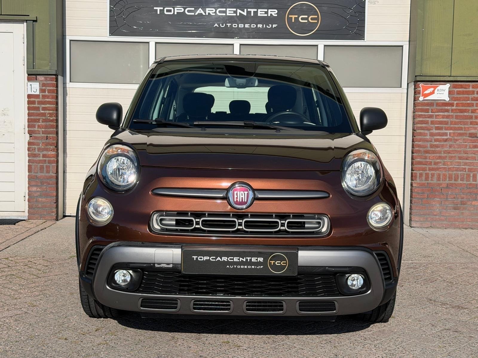 Fiat 500 L 1.4-16V Lounge/TREKH/NAVI/BLUETH/CRUISE/PARKS/APK, Auto's, Voorwielaandrijving, Gebruikt, Euro 6, Bruin