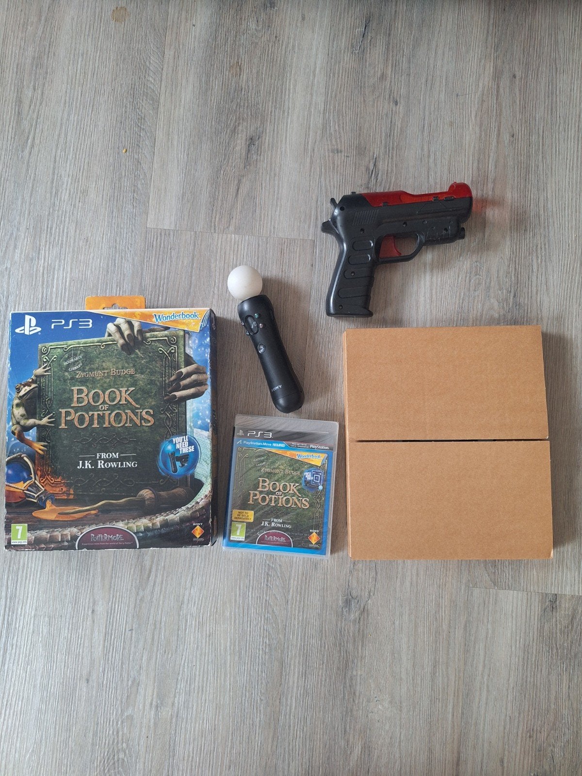 Ps move controller, ps move gun en book of potions ps3, Overige genres, 1 speler, Ophalen of Verzenden, Zo goed als nieuw