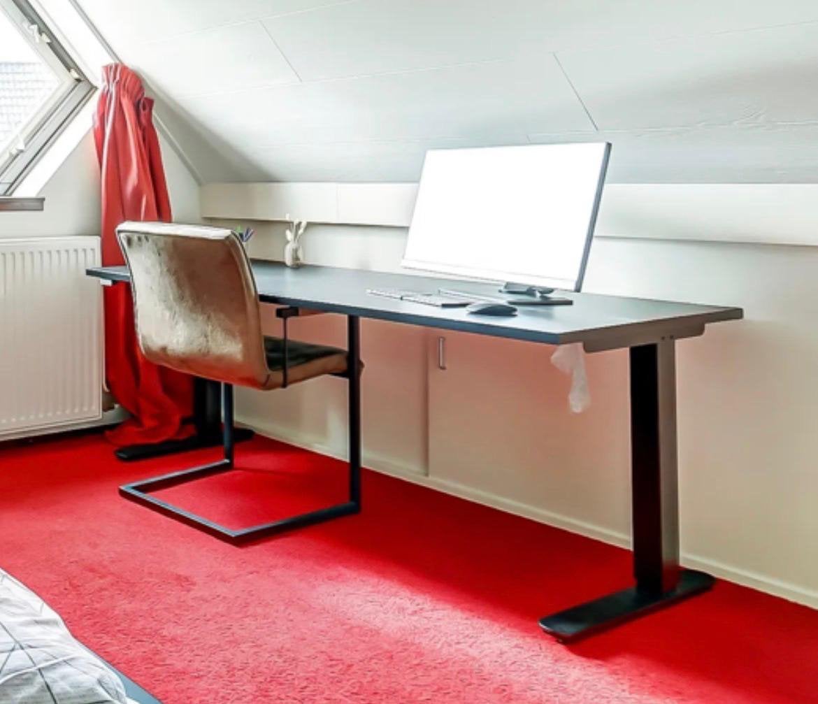 Zwart zit- sta bureau 160X80, Huis en Inrichting, Bureaus, Ophalen, Zo goed als nieuw, Overige merken, Zit-sta bureau