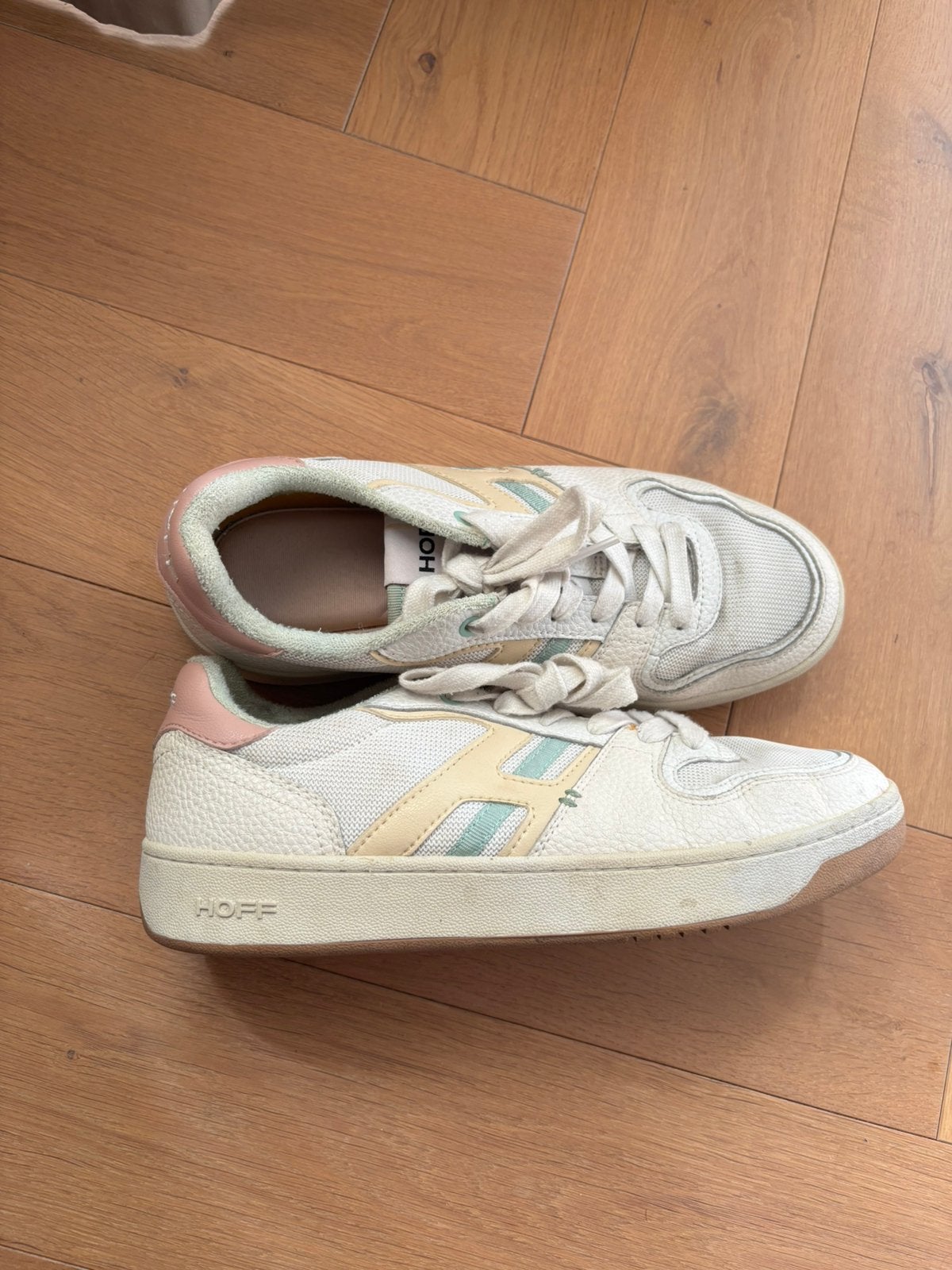 Hoff Sneakers, Kleding | Dames, Verzenden, Zo goed als nieuw, Sneakers of Gympen