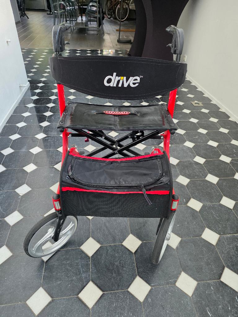 Rollator Nitro erg goed, Diversen, Rollators, Ophalen, Opvouwbaar, Zo goed als nieuw