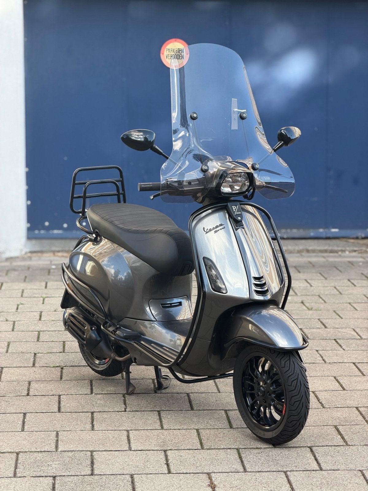 Full option Vespa Sprint S 2019 - Unieke Porsche Agaat Grijs, Ophalen, Vespa S, Zo goed als nieuw, Benzine