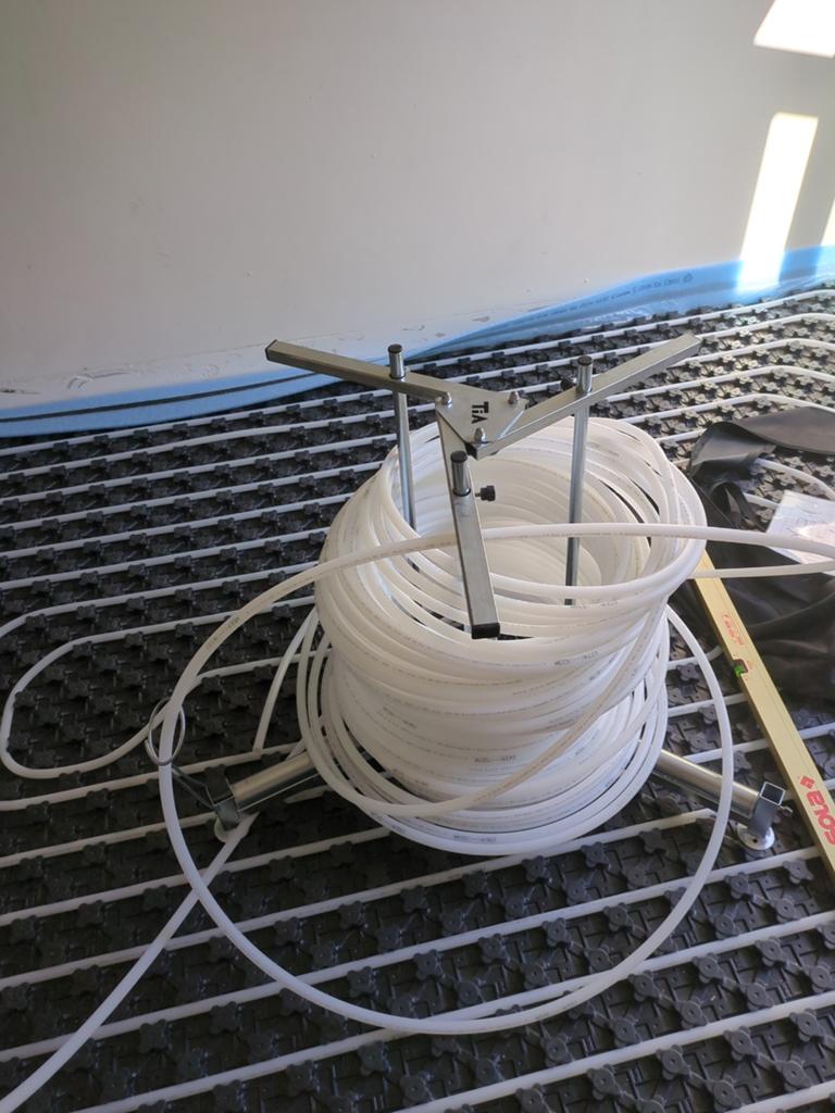vloerverwarmingsbuis 104 meter, Doe-het-zelf en Verbouw, Elektra en Kabels, Ophalen, Nieuw, Kabel of Snoer