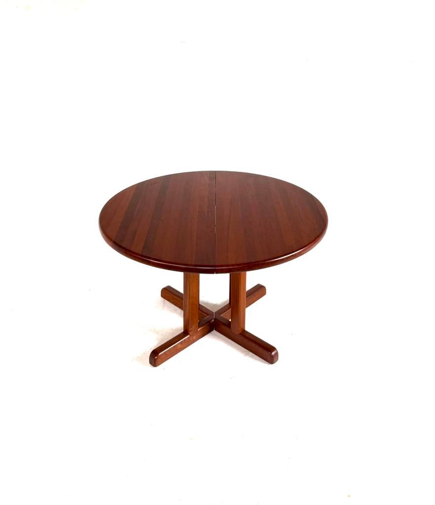 Vintage verlengbare Deense teakhouten eettafel ‘70, Vintage retro buisframe design rotan webbing papercord deens, Rond, Ophalen of Verzenden