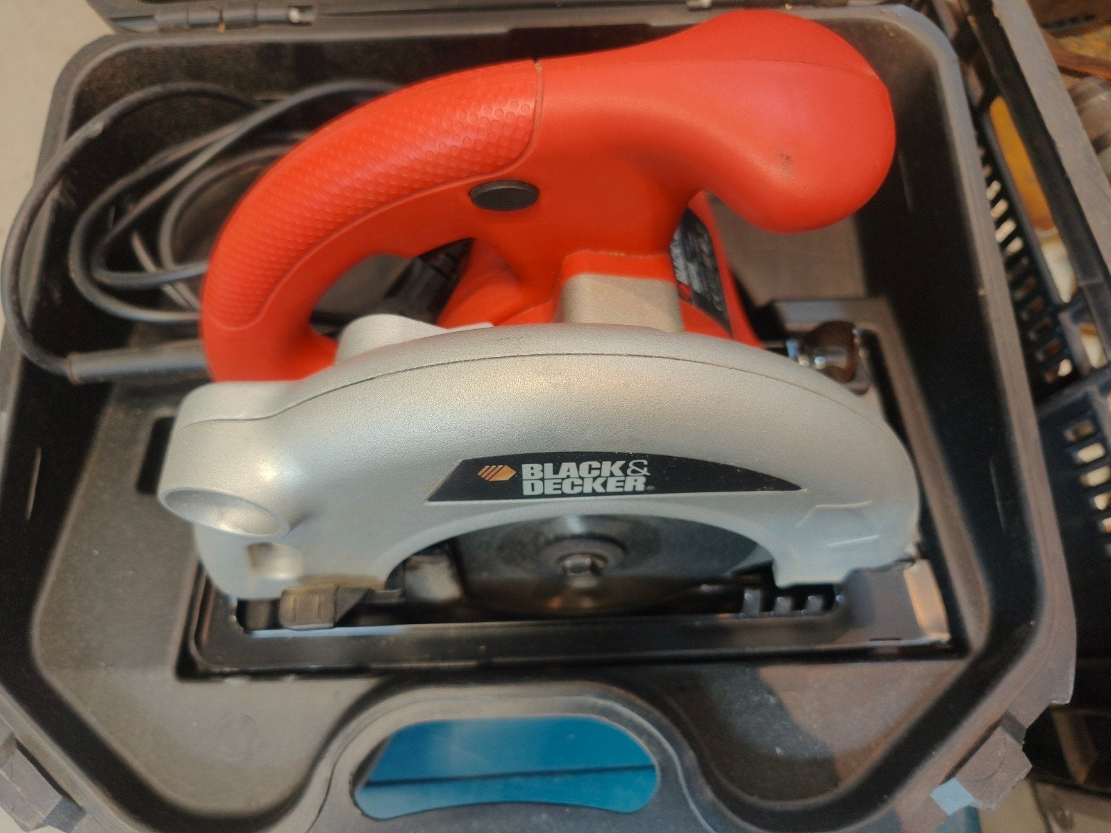 Black & Decker Cirkelzaag - Compact en Krachtig, Gebruikt, Cirkelzaag, 600 tot 1200 watt, Ophalen of Verzenden