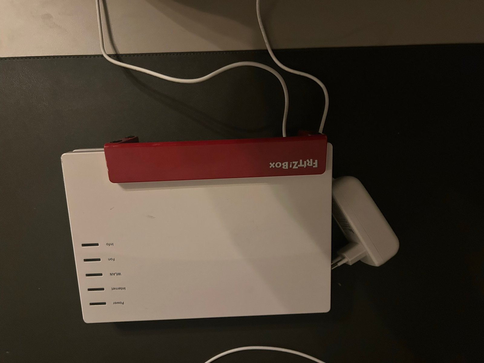 Fritzbox 7583 - Snelle en betrouwbare router met modem, Computers en Software, Ophalen of Verzenden, Zo goed als nieuw, Router met modem
