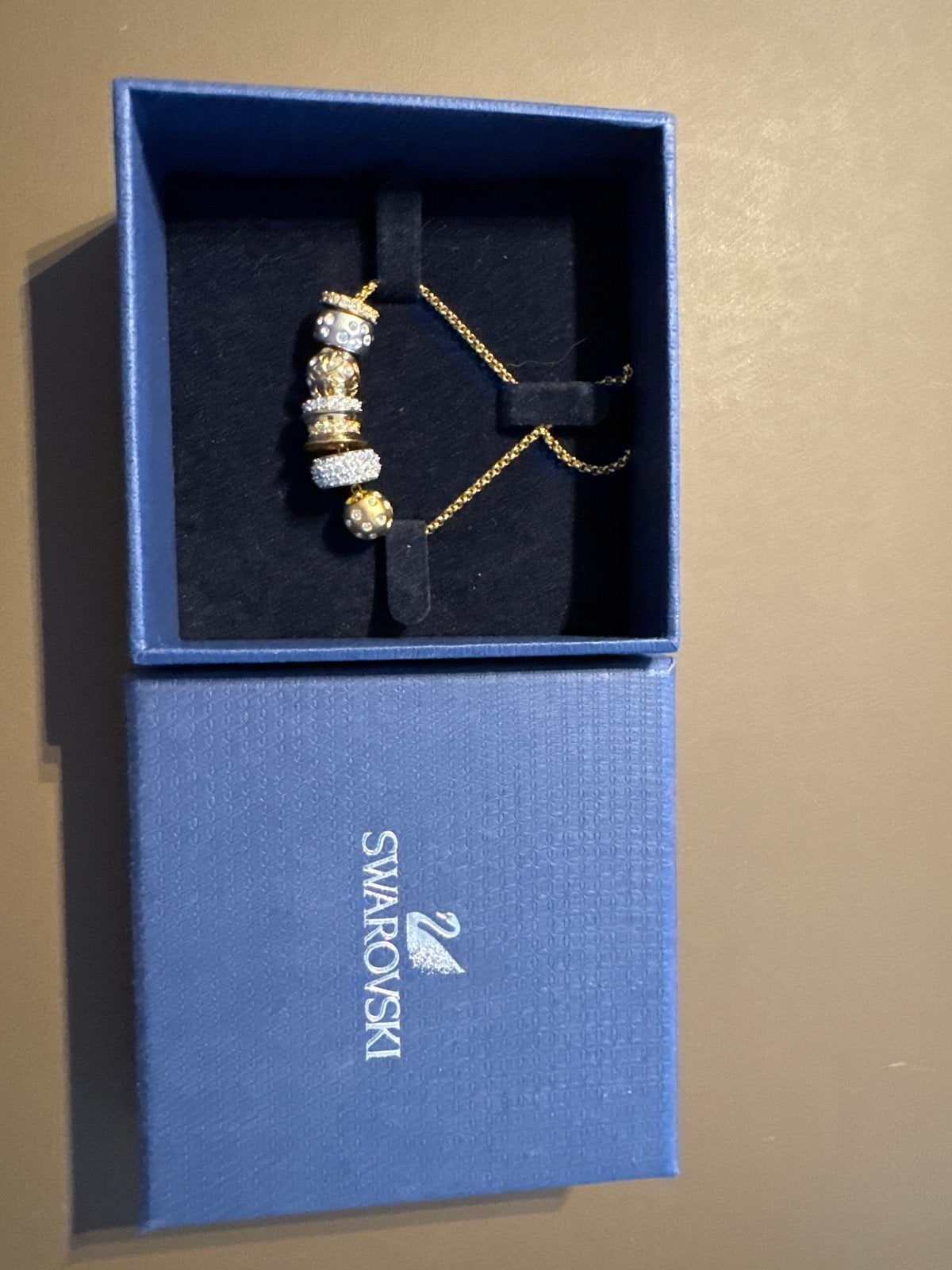 Swarovski ketting met bedels en kristallen, Overige materialen, Ophalen of Verzenden, Zo goed als nieuw, Met bedels of kralen
