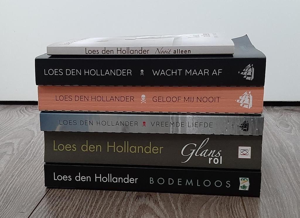 Loes den Hollander 6 boeken, Boeken, Ophalen of Verzenden, Zo goed als nieuw, Loes den Hollander, Nederland