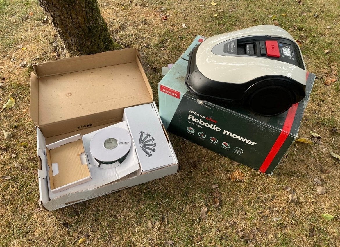 Honda Miimo HRM70 Robotmaaier - Zo goed als nieuw, Tuin en Terras, Ophalen, Cirkelmaaier, Minder dan 30 cm, Accu-grasmaaier