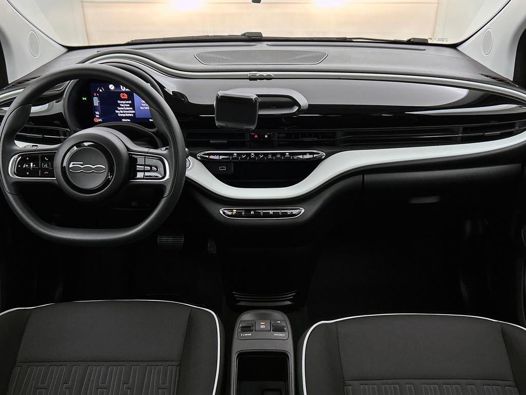 Fiat 500 Action 24 kWh, Auto's, Fiat, Gebruikt, Zwart, 95 pk, 4 stoelen