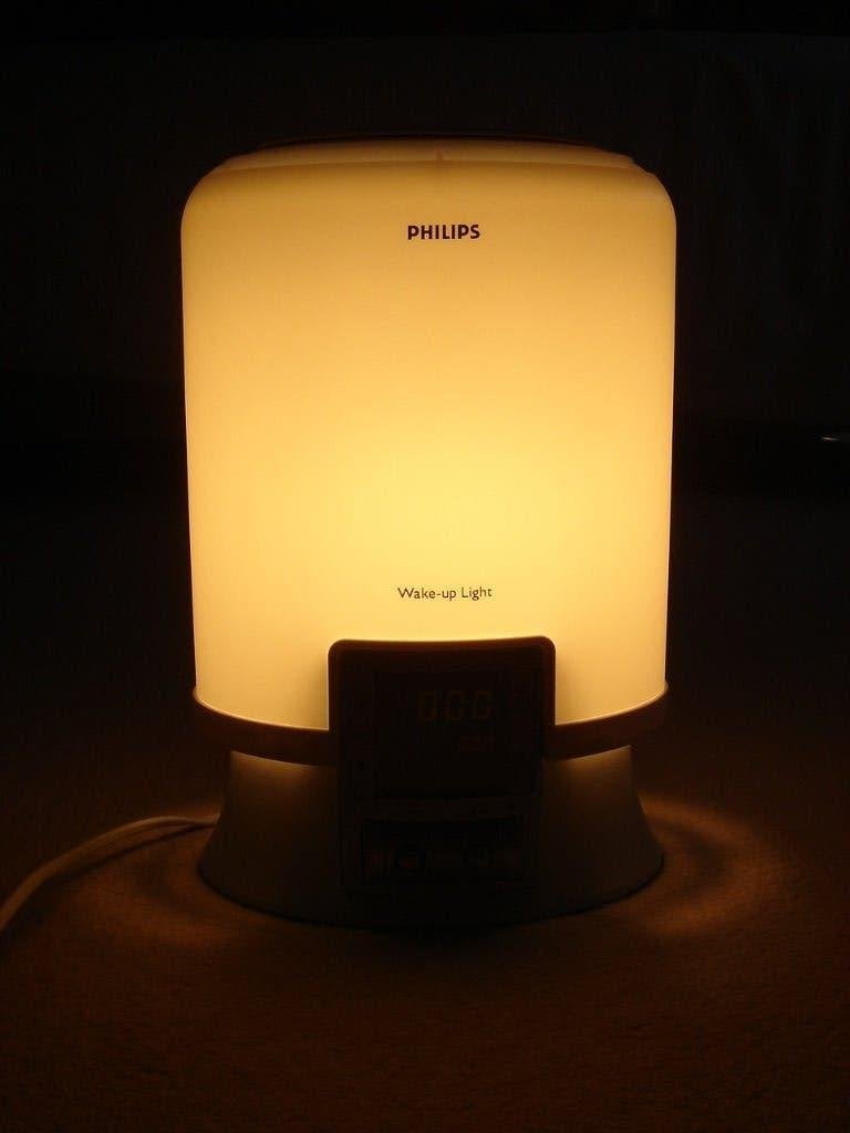 Philips Wake-Up Light HF3461 met radio 100W lamp, Witgoed en Apparatuur, Wekkers, Ophalen of Verzenden, Gebruikt, Digitaal